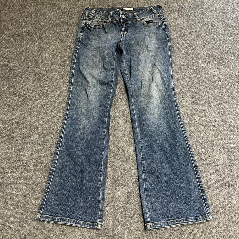 Mudd Jeans Womens Size 4P Blue Bootcut Low Rise Stretch Denim Casual Flattering